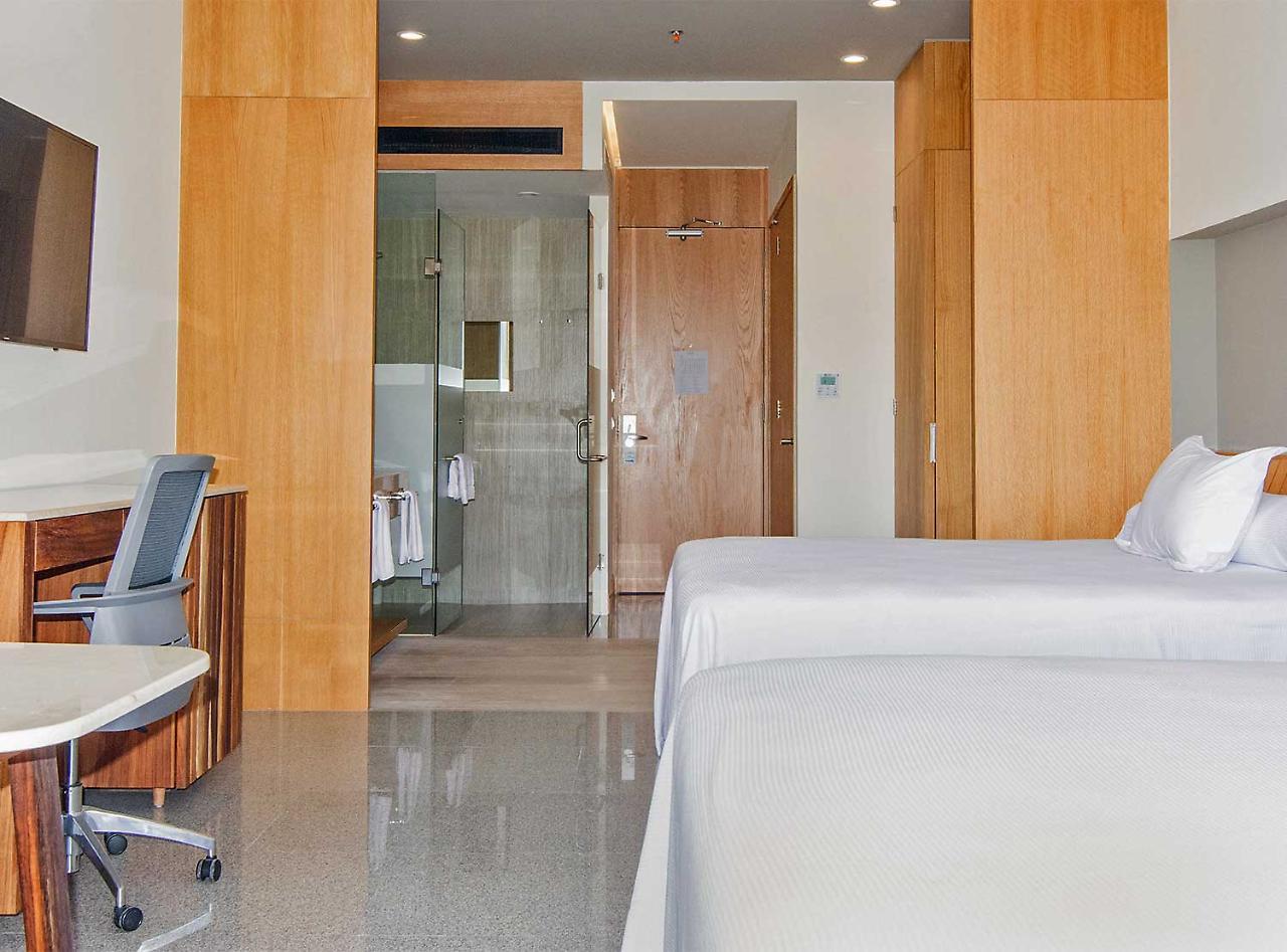 Hotel Mio Vallarta Unique & Different- Adults Only Puerto Vallarta Exterior foto A room at the hotel